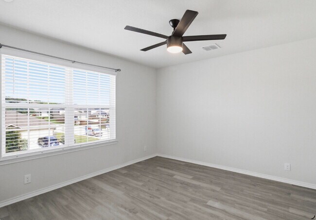Building Photo - 6407 Kendall Cv