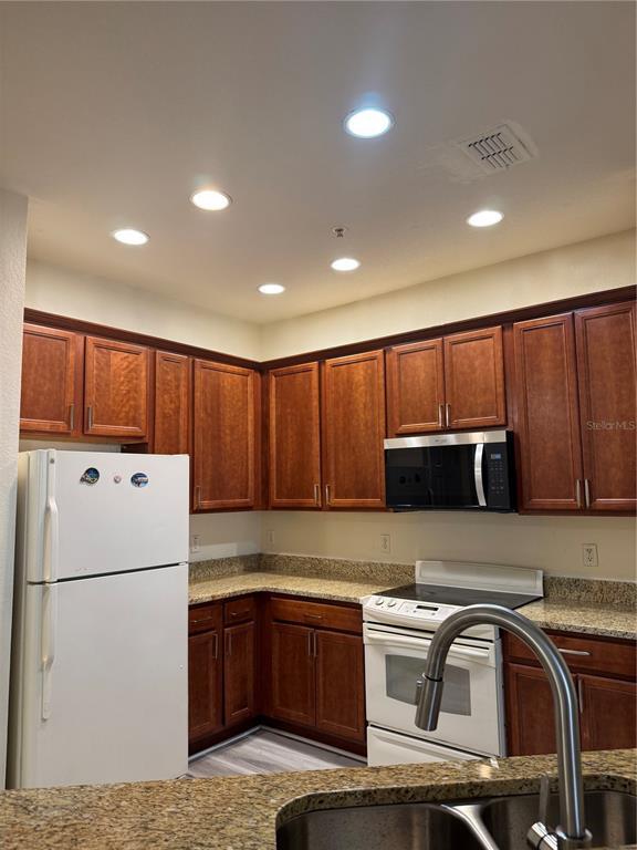 Building Photo - 3025 Greystone Loop