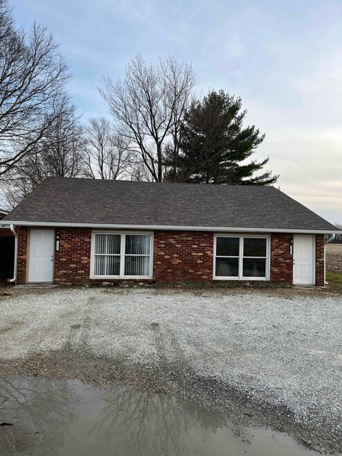 Building Photo - 1663 W State Rd 38