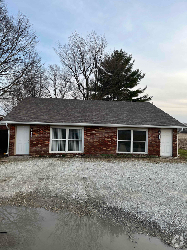 Building Photo - 1663 W State Rd 38