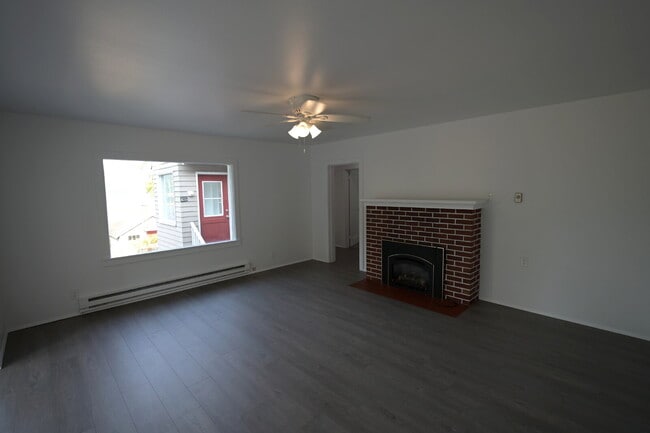 Building Photo - 2 bed 1.5 bath in Blyn