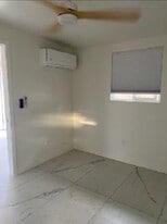 Building Photo - 5150 Kawaihau Rd