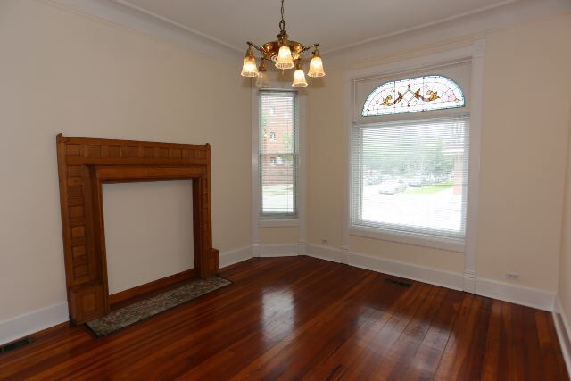 Building Photo - 3358 N Seminary Ave