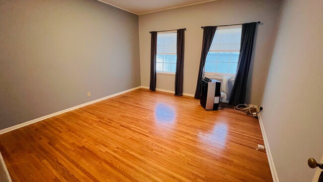 Bedroom with Walk-in Closet - 1064 S Orange Grove Ave