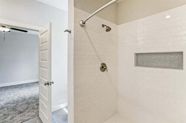 Building Photo - 8618 Valley Song Dr