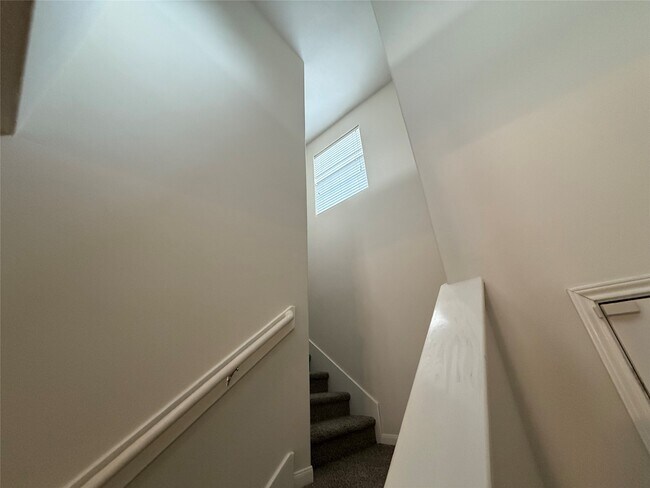Building Photo - 4918 Comal River Loop