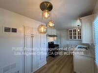 Building Photo - 625 W 23rd St