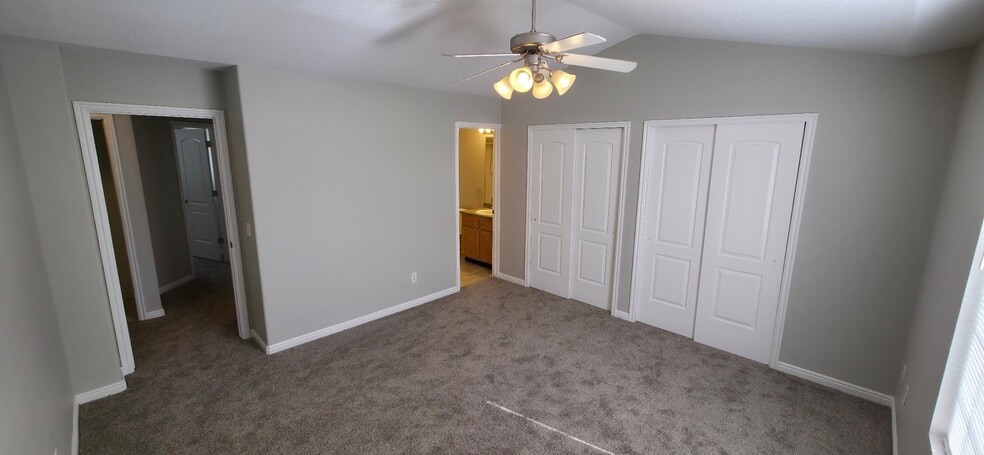 Building Photo - 2413 Big Village Ct