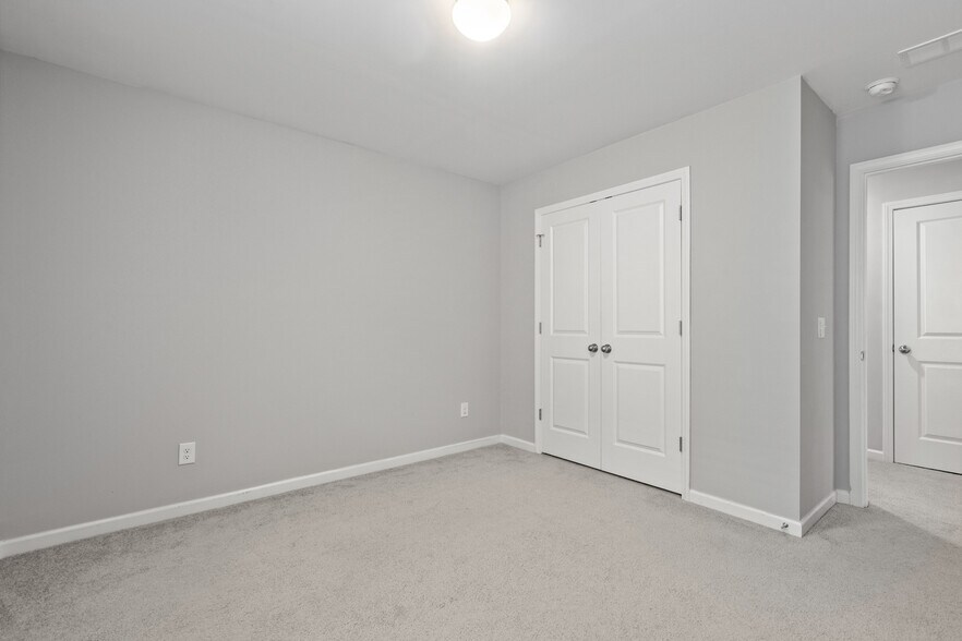Building Photo - 514 Purple Finch Rd