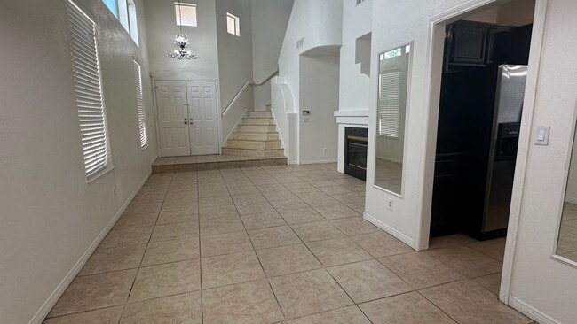 Building Photo - SUMMERLIN HOME WITH 5 BEDROOMS (INCLUDE SOME UTILITIES)