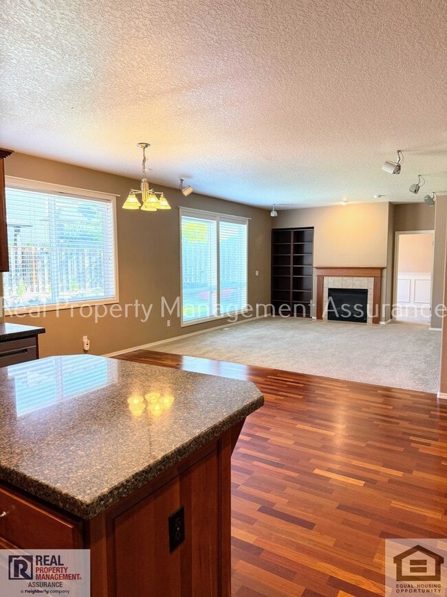 Building Photo - 13611 NW Stonebridge Dr