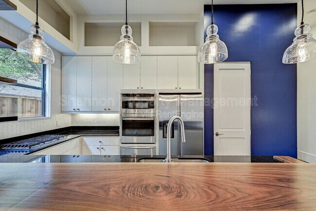 Building Photo - 3128 Alabama Ct