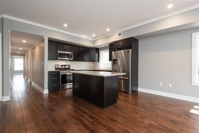 Building Photo - 133 Arlington Ave