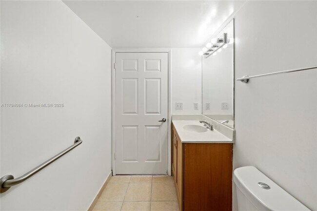Building Photo - 3131 Clint Moore Rd