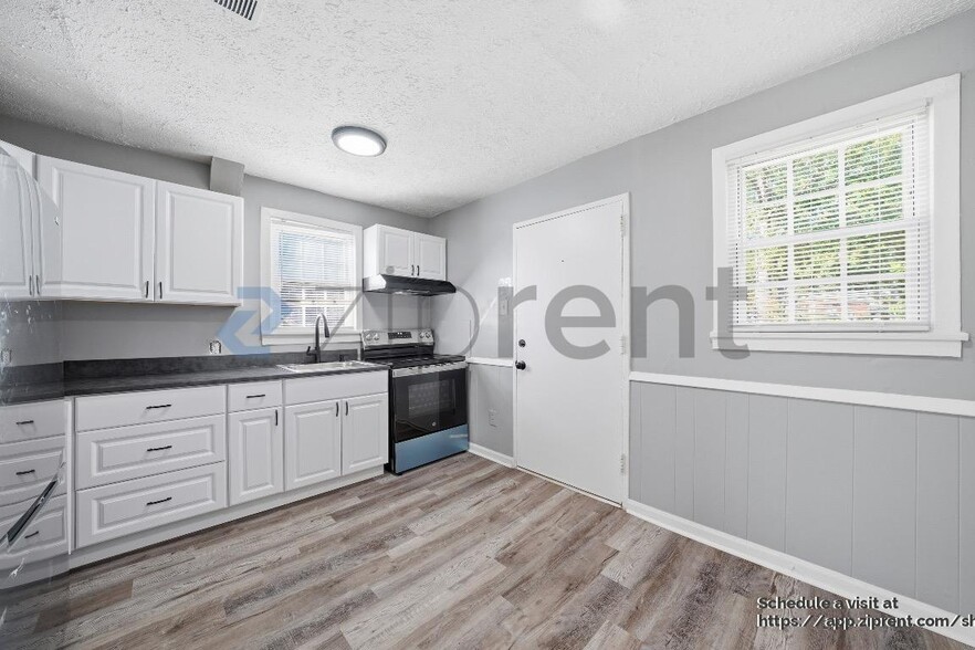 Building Photo - 1789 Cahoon St SW