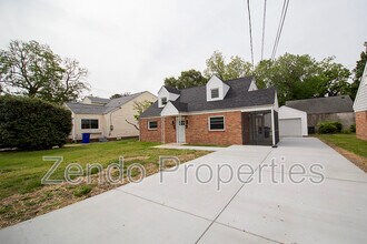 Building Photo - 1733 Parkview Ave