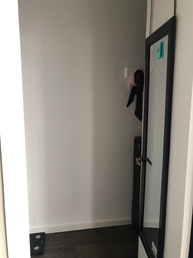 Walk In Closet - 3550 N Lake Shore Dr