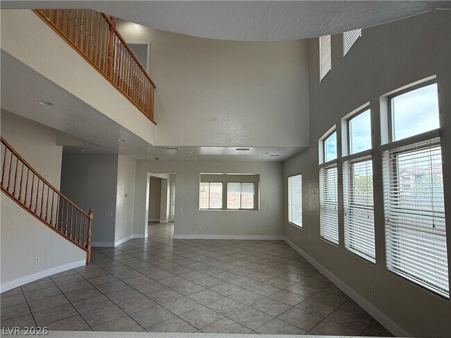 Building Photo - 7682 W Diablo Dr