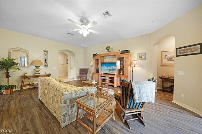 Building Photo - 2454 Blackburn Cir