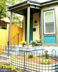 Building Photo - 3957 Melon St