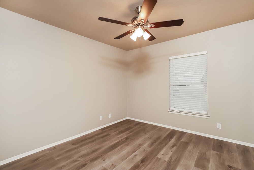 Building Photo - 10614 Cherry Laurel