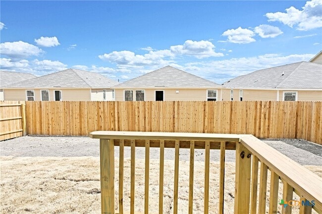 Building Photo - 1811 Lorena Wood