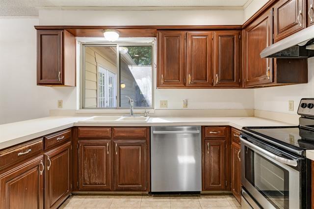Building Photo - 8341 Crosswind Dr
