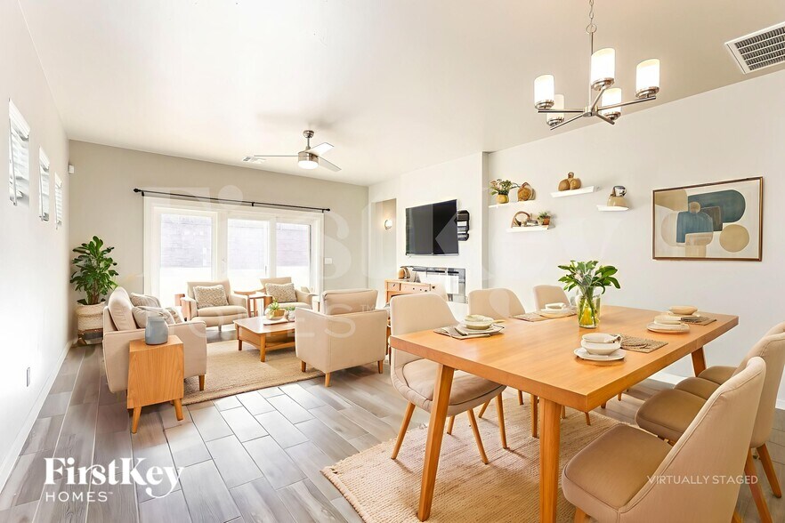 Building Photo - 612 NW 182nd St