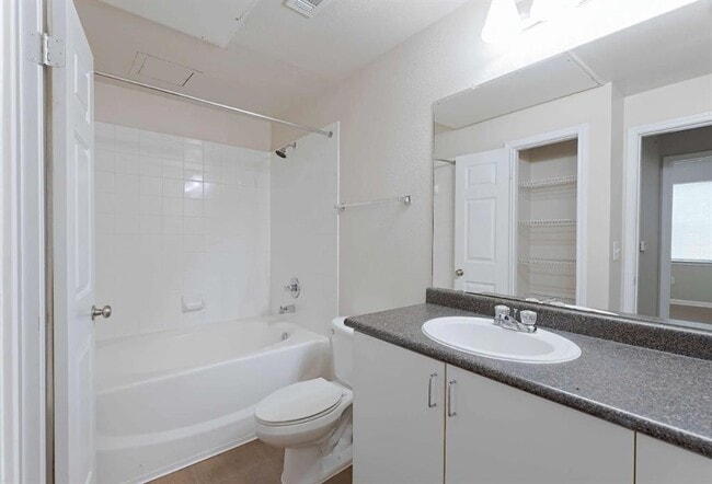 Building Photo - 10505 S I-35 Frontage Rd