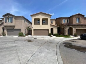 Building Photo - 680 N Elise Ln