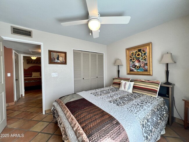 Building Photo - 37801 N Cave Creek Rd