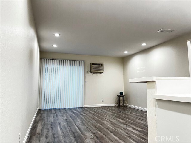 Building Photo - 7631 Amazon Dr