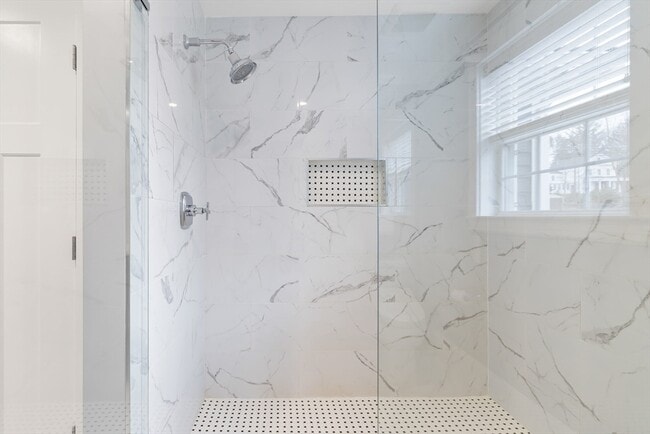 Building Photo - 53 Old Mystic St