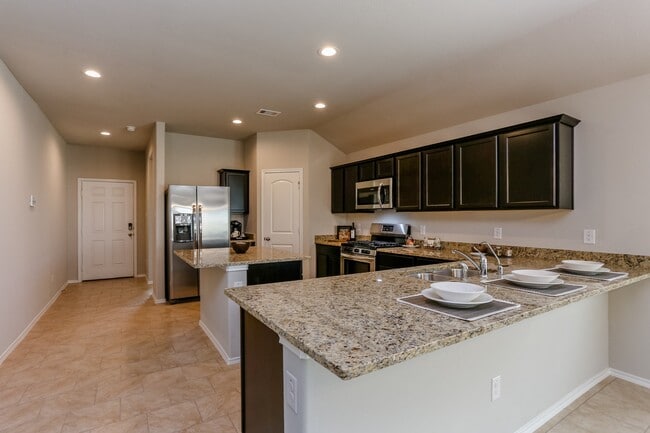 Building Photo - 9922 Southern Bayberry Dr