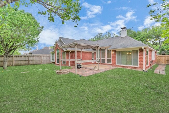 Building Photo - 1715 Parkview Ln