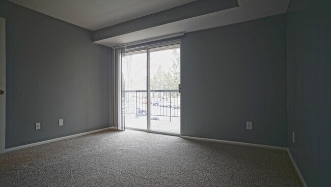 Building Photo - Wonderful 2 bed / 1 bath in Denver
