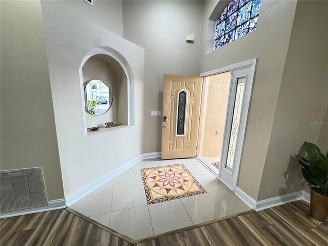 Building Photo - 1306 Casterton Cir