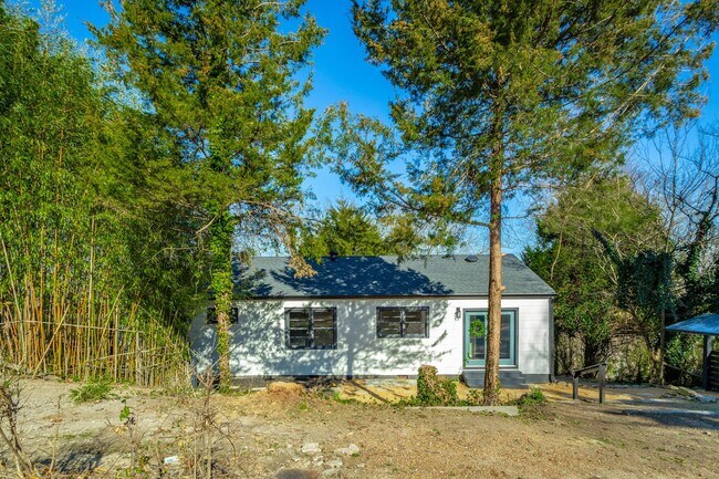 Parking in rear of house from alley - 3474 Lockwood Cir