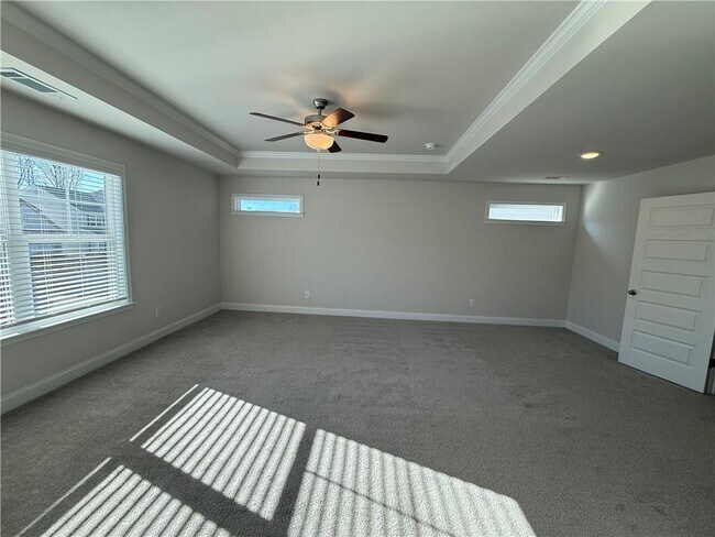 Building Photo - 7327 Rocklin Ln