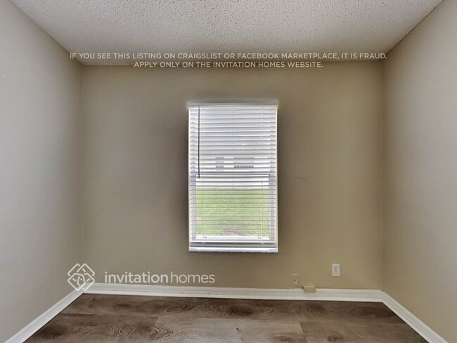 Building Photo - 13036 Meadowbreeze Dr