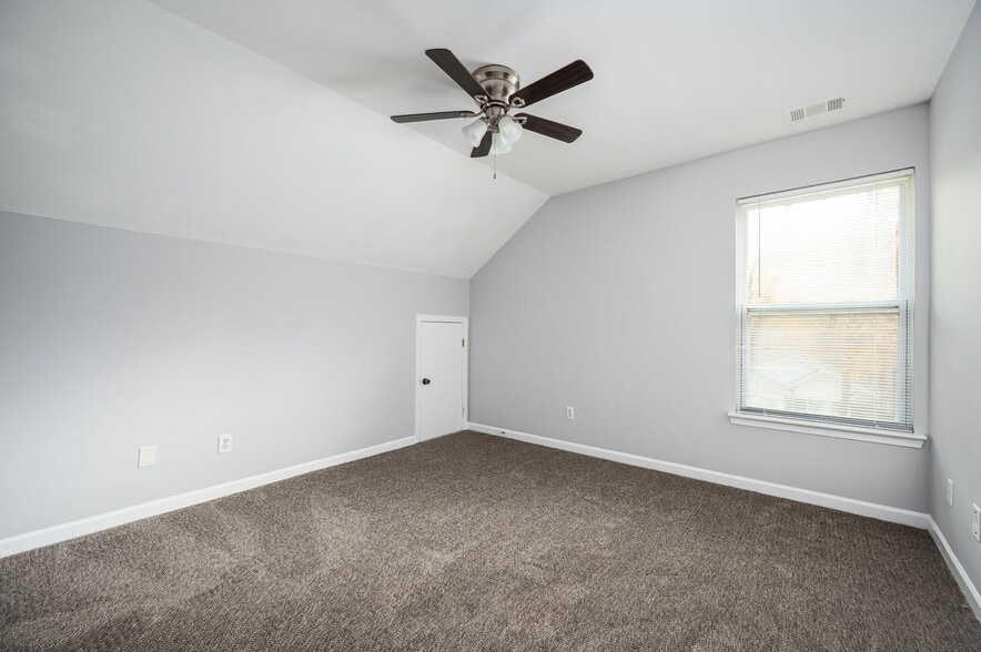 Bedroom - 1026 Sims Ave NW