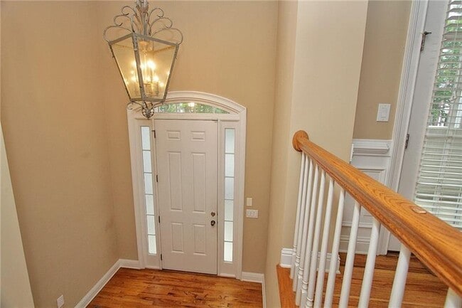 Building Photo - 3029 Woodwalk Dr SE