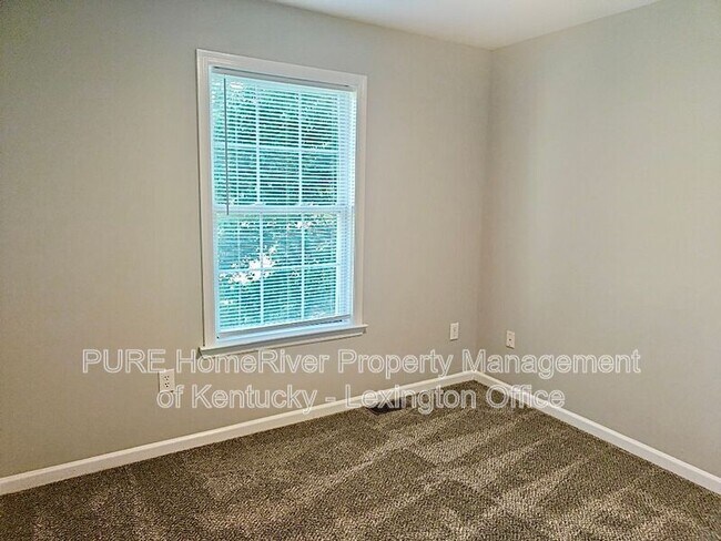 Building Photo - 1053 Merrick Dr
