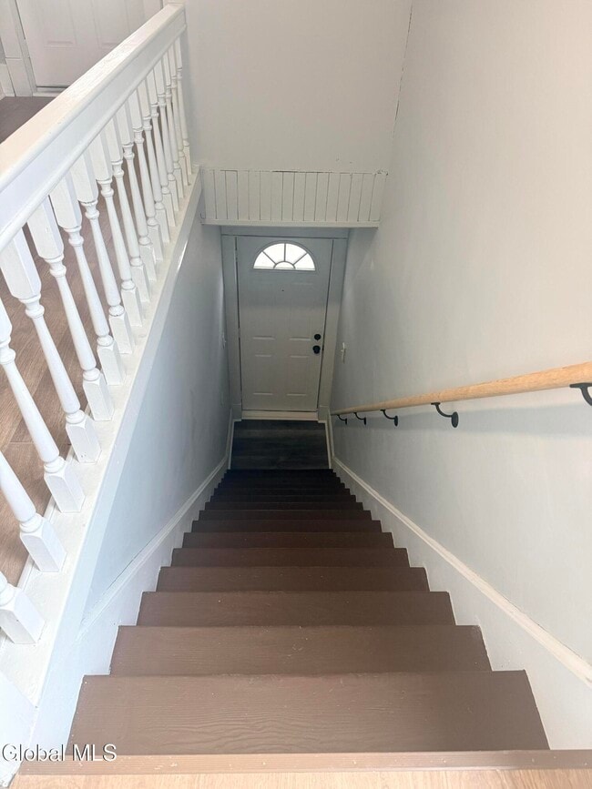 Building Photo - 49 Elizabeth St