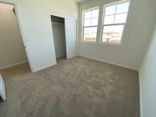 Building Photo - Spacious 4-Bedroom New Build in Prime Nort...