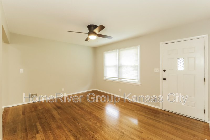 Building Photo - 4722 Overton Ave