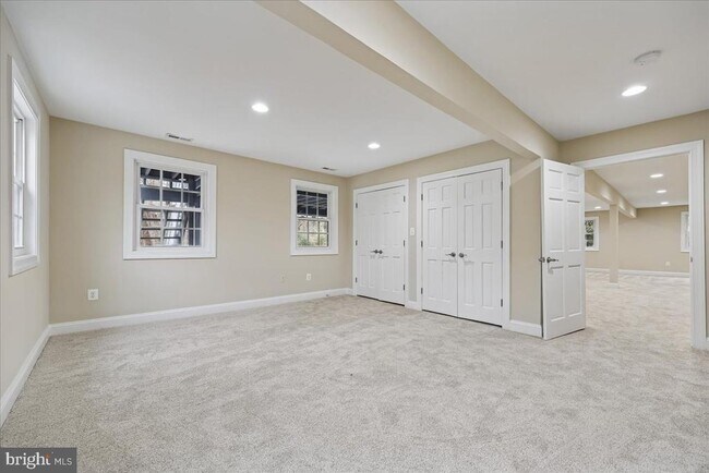 Building Photo - 4902 De Russey Pkwy
