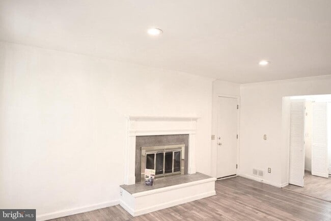 Building Photo - 4036 Trapp Rd