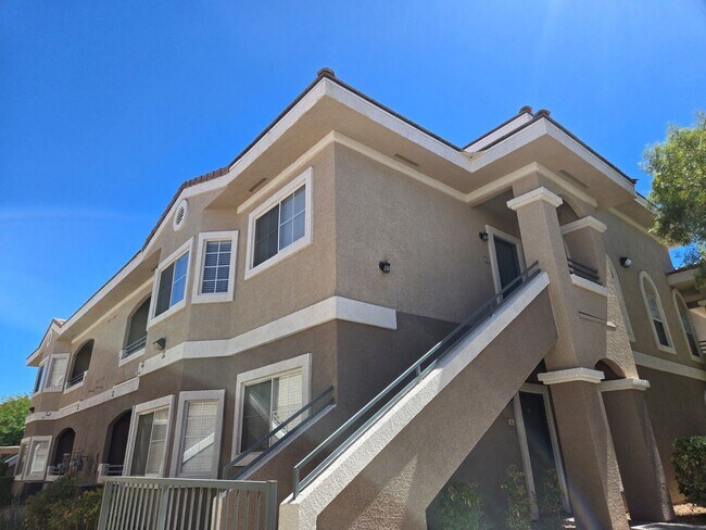 Building Photo - 9330 W Maule Ave