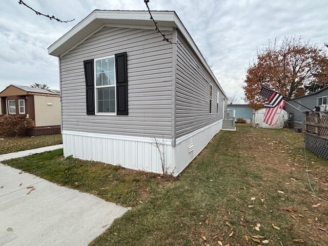 Building Photo - 831 N Pontiac Trail